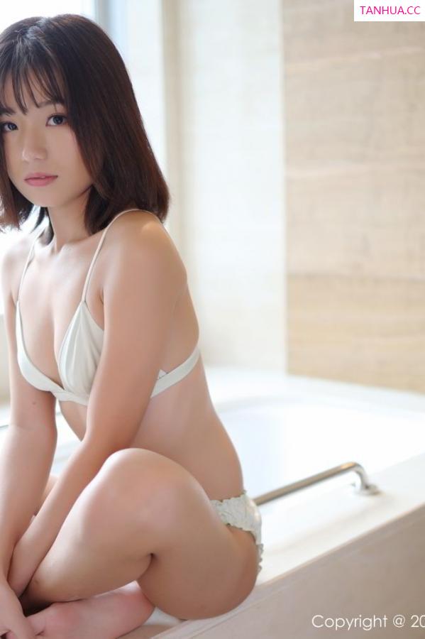 Kely香香  [MFStar]高清写真图 2019.11.13 VOL.229 Baileys 香儿第15张图片